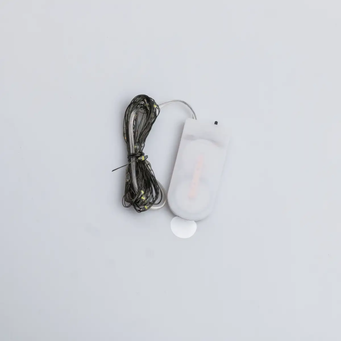 Світлодіодна гірлянда Роса 3 метри на батарейках 30 led нитка на зеленому дроті біла 30L3MGW