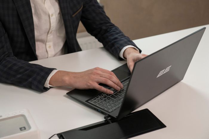 Ноутбук 2E Imaginary 15.6" FHD IPS AG, Intel i5-1335U, 8GB, F256GB, UMA, Win11PE, Чорний