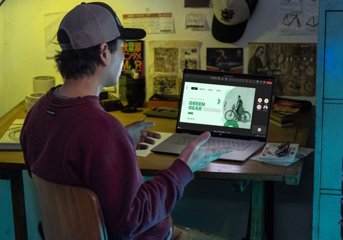 HP Notebook OmniBook X Flip x360 16-ar0001ua 16" WUXGA IPS Touch, AMD AI 7 350, 24GB, F1TB, UMA, Win11, сірий